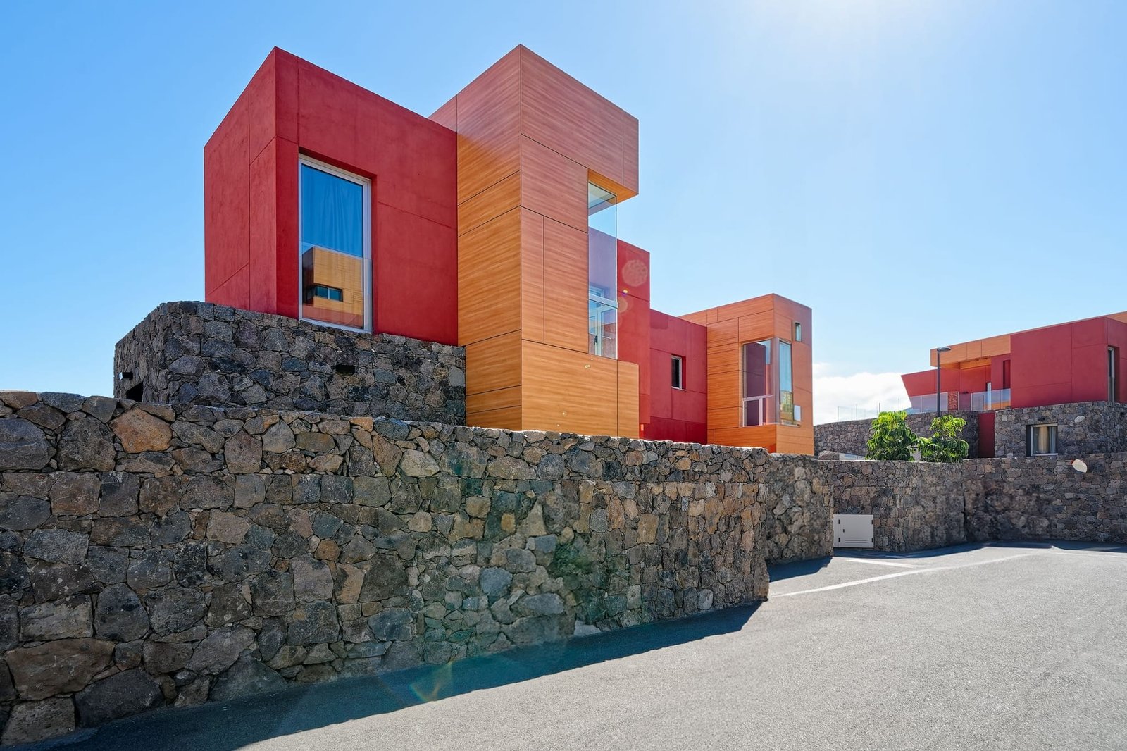 View of the main facade of the villa - Villa Estación 1 - Salobre Resort